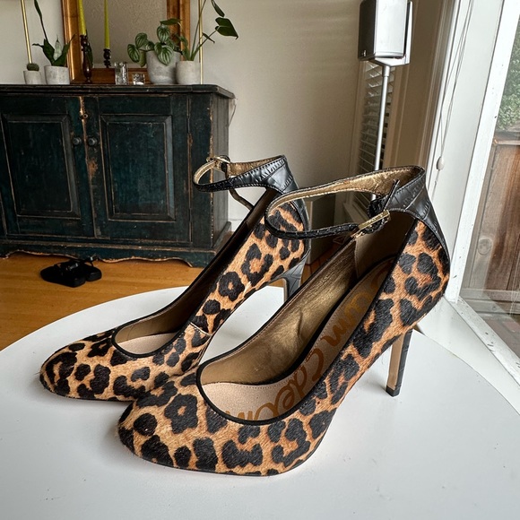 Sam Edelman Shoes Cowprint - Picture 2 of 3